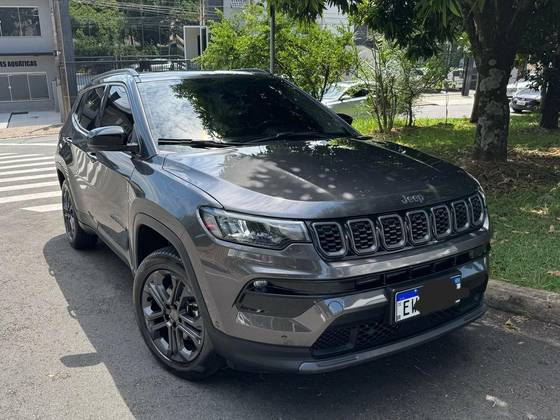 JEEP COMPASS 1.3 T270 TURBO FLEX LONGITUDE AT6